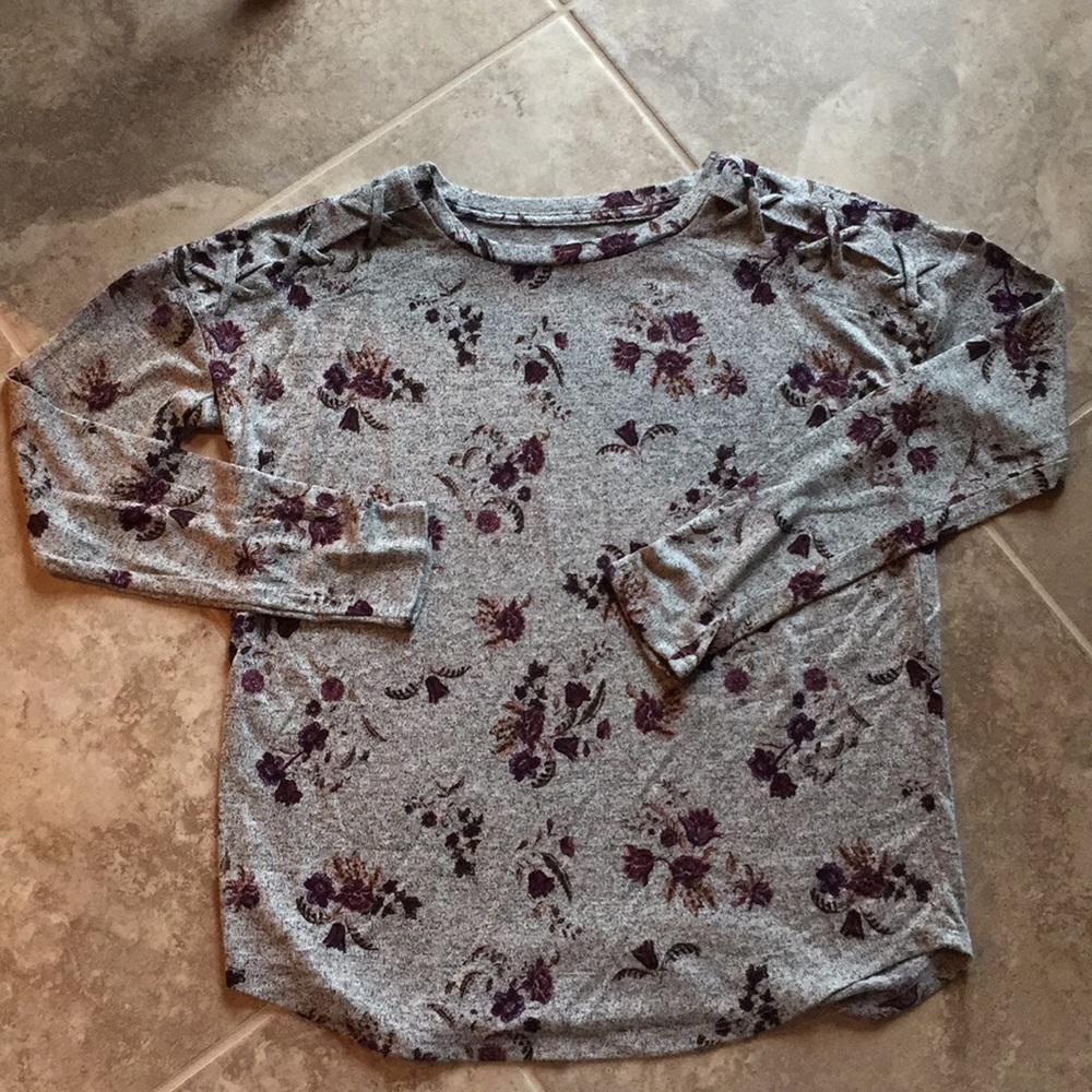 Maurices 24/7 light weight sweater